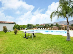 Dream villa with private pool Solarino